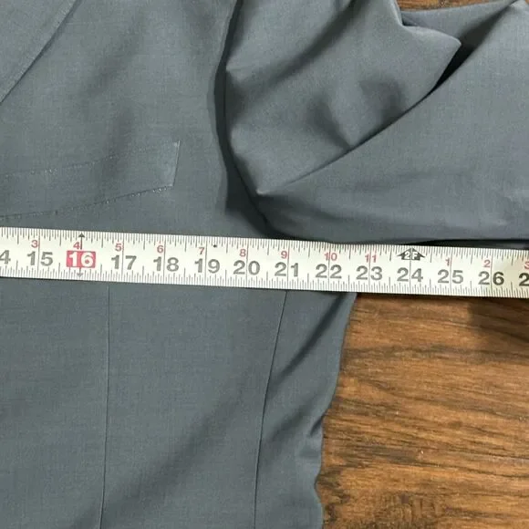 HUGO BOSS 2 Piece Suit 44 L Einstein Sigma 3‎ Button Cerutti 1881 Blue Green